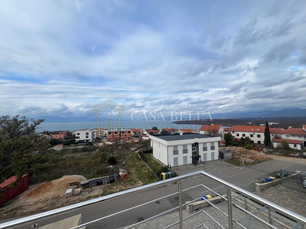 Apartment u Omišalju, 67.99m², 2 sobe