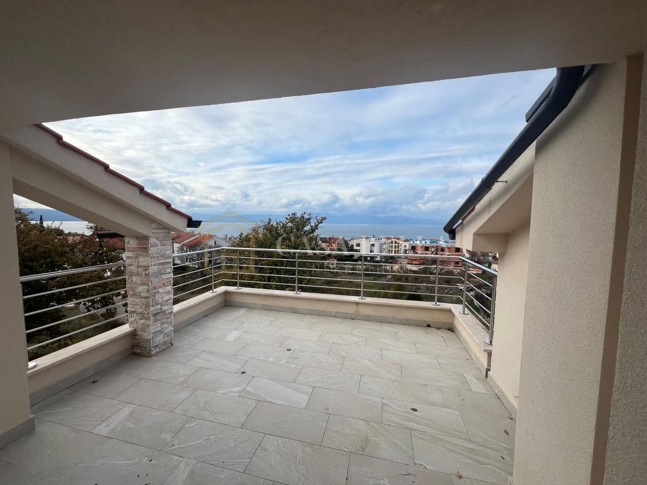Wohnung u Omišalju, 67.99m², 2 sobe, slika 3