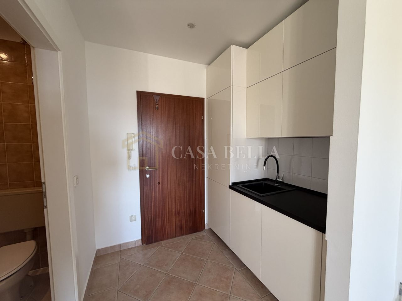 Wohnung u Novi Vinodolskiu, 30m², slika 2