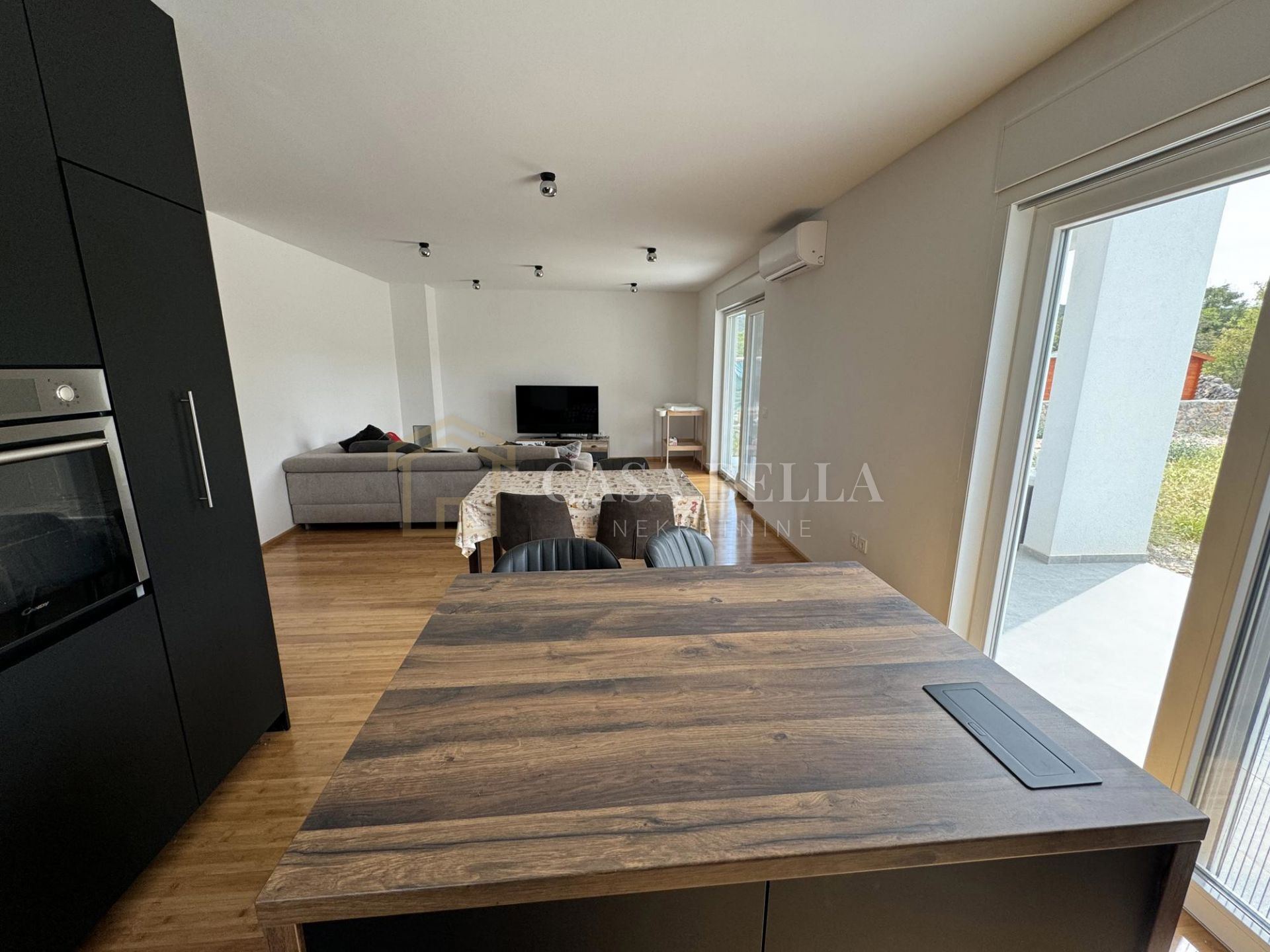 Haus u Vrbniku, 152m², 4 sobe, slika 4