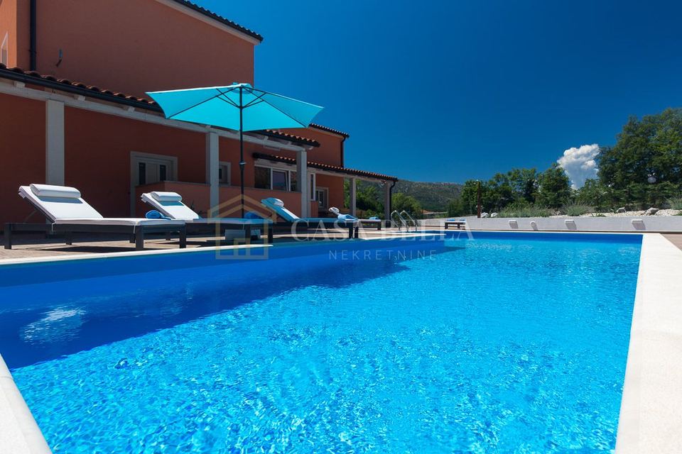 Casa u Vinodolskoj općini, 370m²