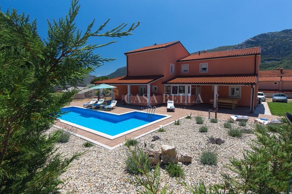 Casa u Vinodolskoj općini, 370m², slika 3