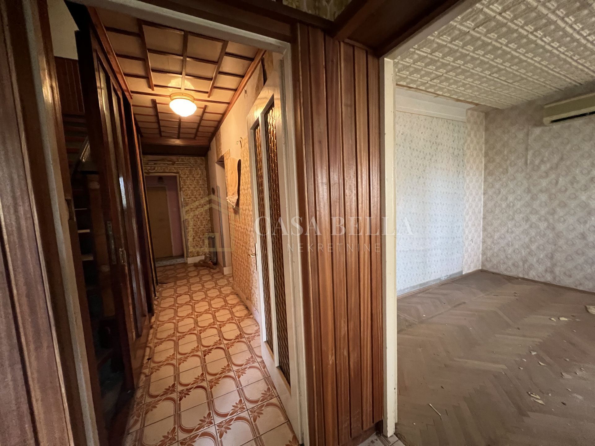 Kuća u Crikvenici, 218.36m², 8 soba, slika 3