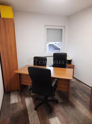 Poslovni Prostor u Viškovu, 104m²