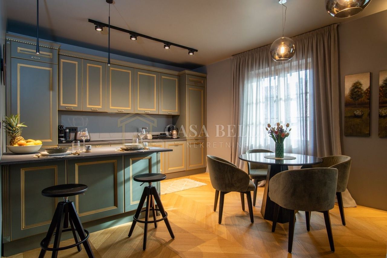 Stan u Rijeci, 64m², 2 sobe