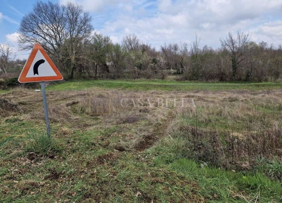 Zemljište u Barbanu, 655m², slika 5