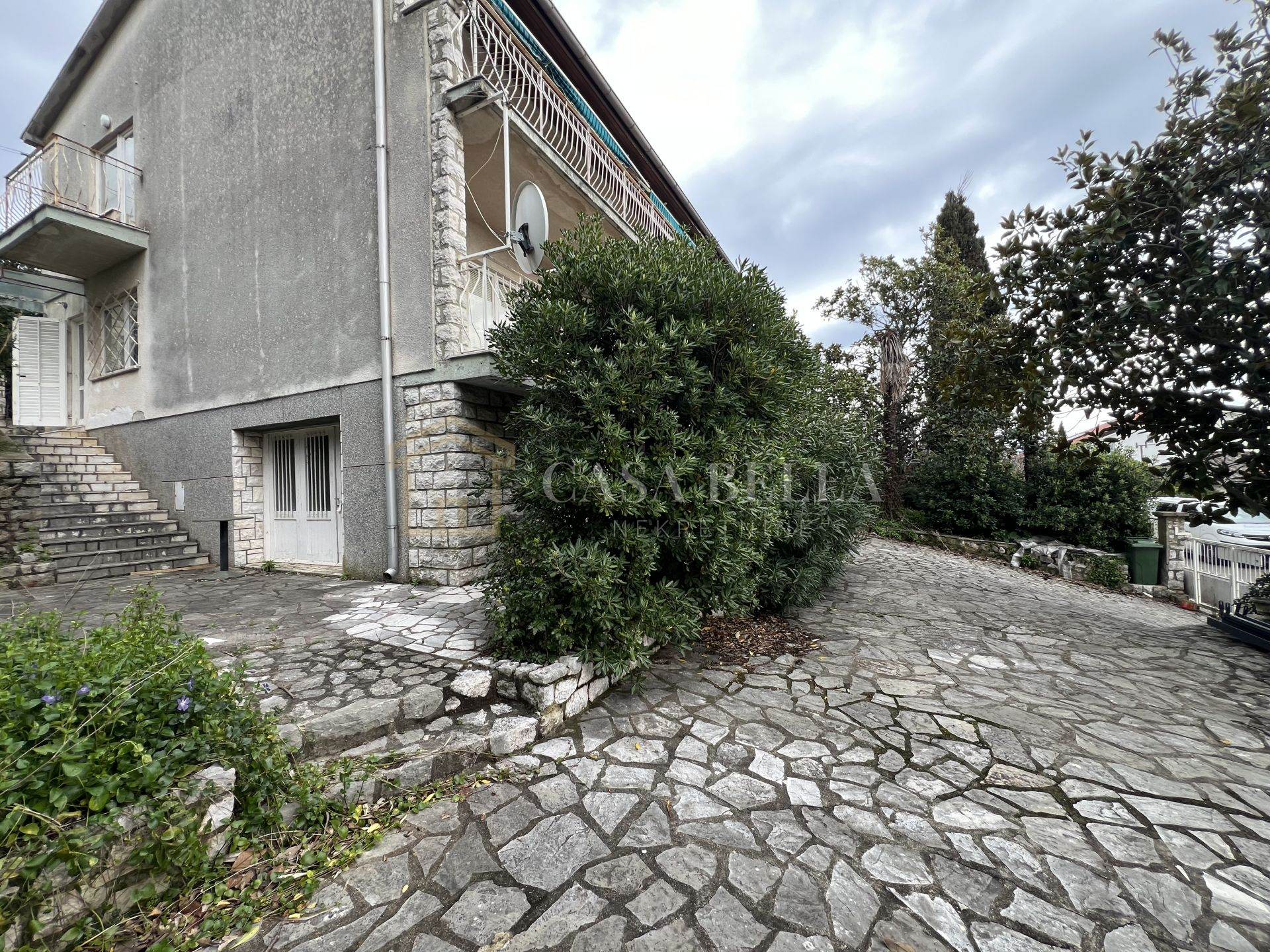 House u Crikvenici, 300m², 6 soba, slika 5