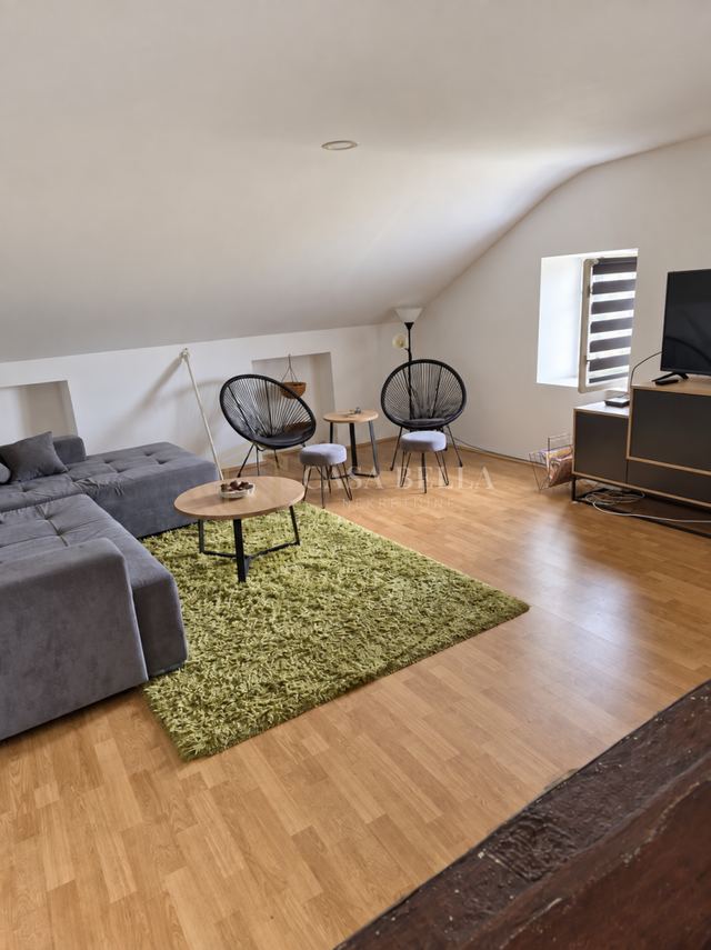 Wohnung u Senju, 59.64m², 3 sobe