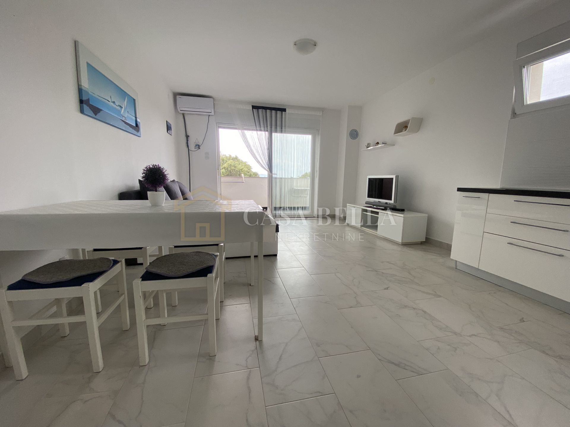 Apartment u Novi Vinodolskiu, 101m², 2 sobe, slika 2