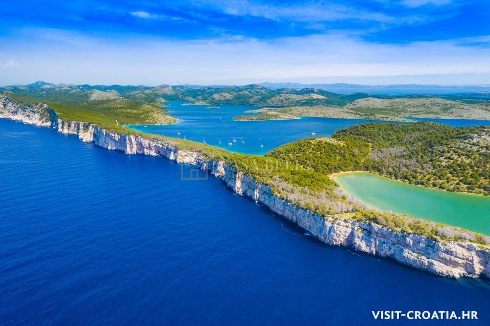 Grundstück u Saliu, 898m², slika 3