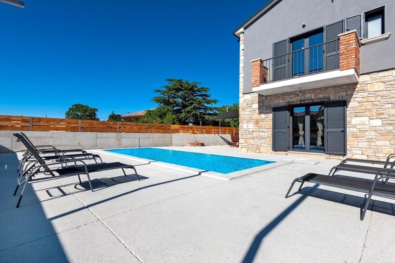 Kuća u Kanfanaru, 240m², 3 sobe, slika 2