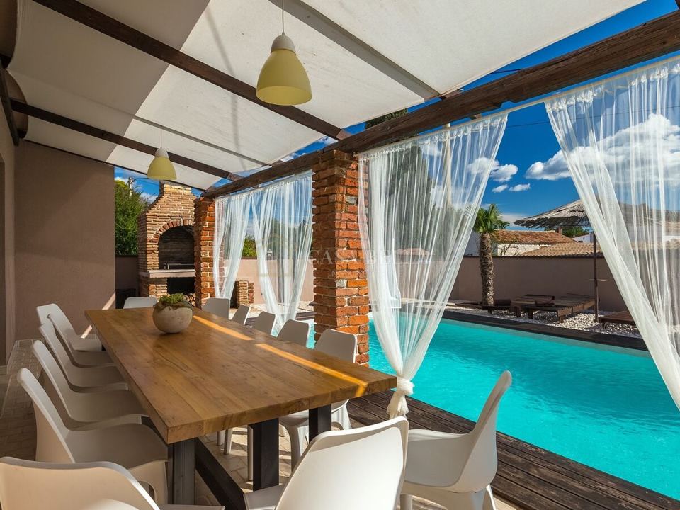 House u Barbanu, 250m², 6 soba