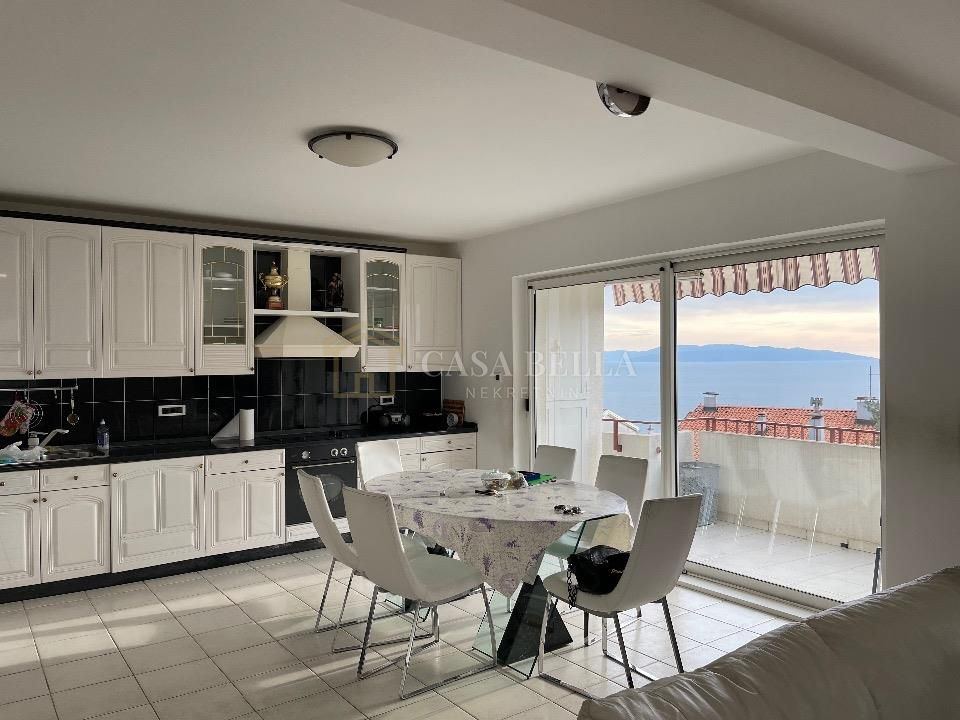 Stan u Rijeci, 90m², 2 sobe