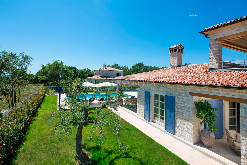 Kuća u Kanfanaru, 353m², 4 sobe, slika 4