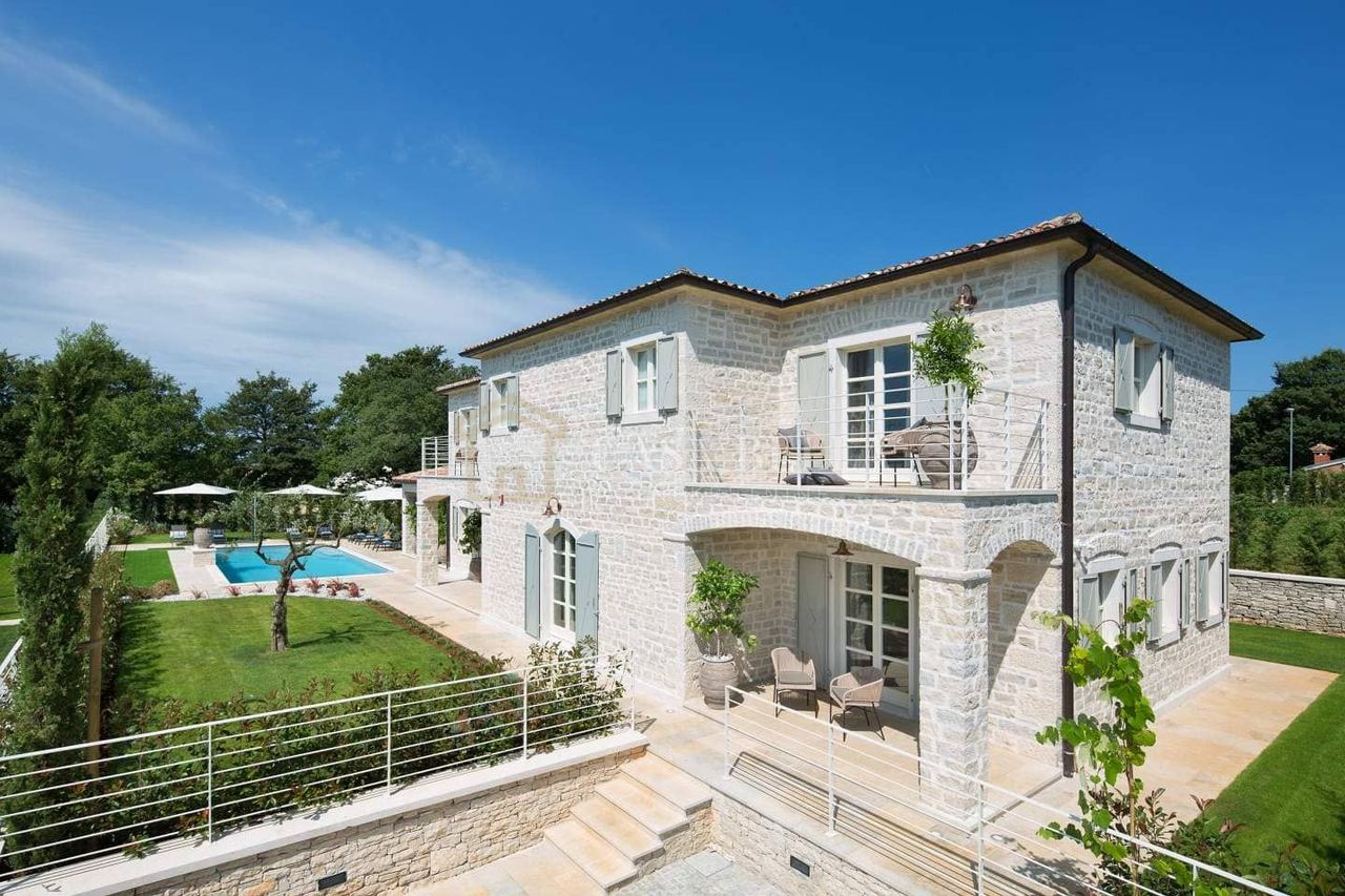 Kuća u Kanfanaru, 359m², 4 sobe, slika 2