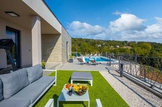 House u Opatiji, 150m², 3 sobe, slika 2