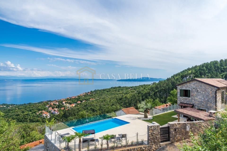 House u Opatiji, 200m², 4 sobe