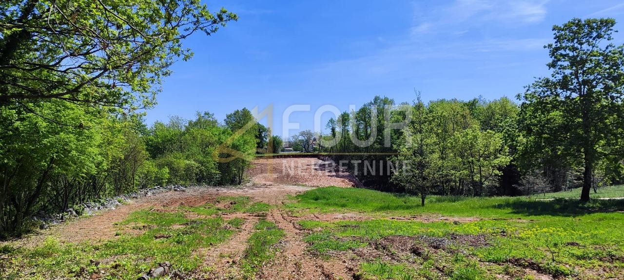 Grundstück u Barbanu, 910m²