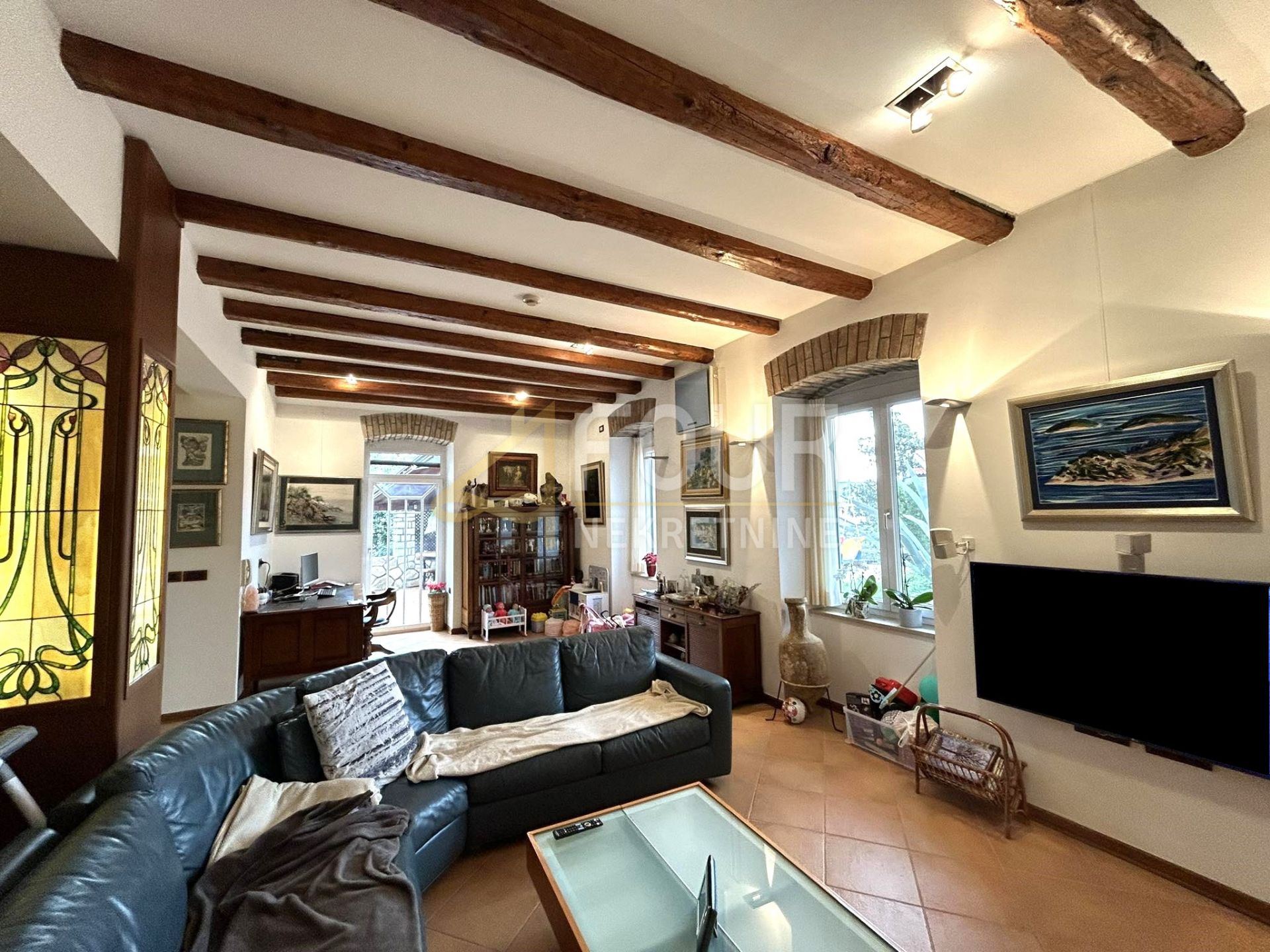 Casa u Rijeci, 230m², 4 sobe, slika 2