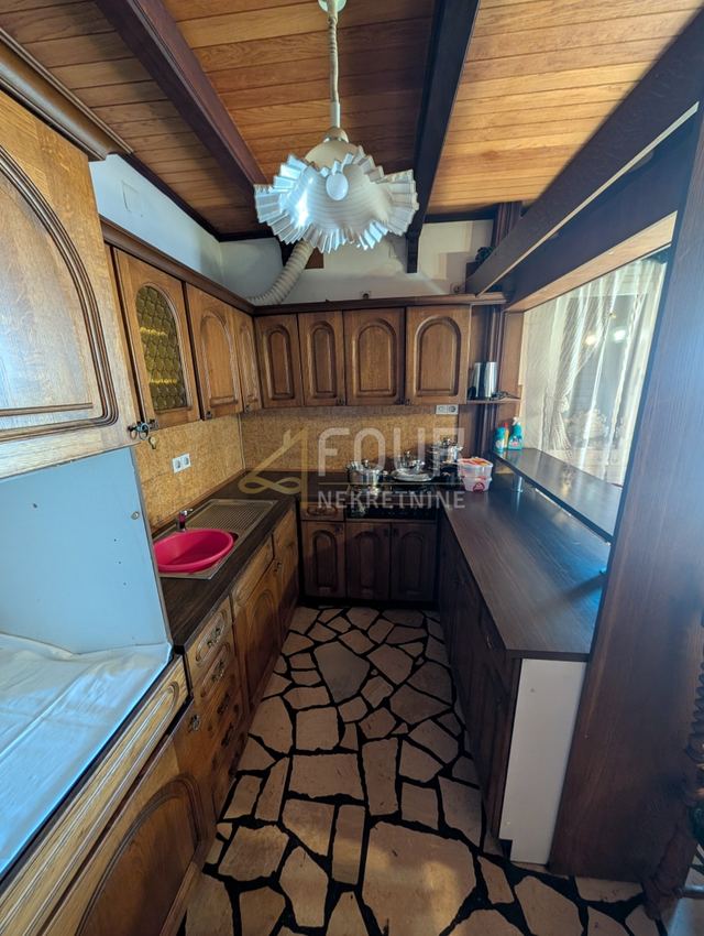 House u Crikvenici, 435m², slika 5