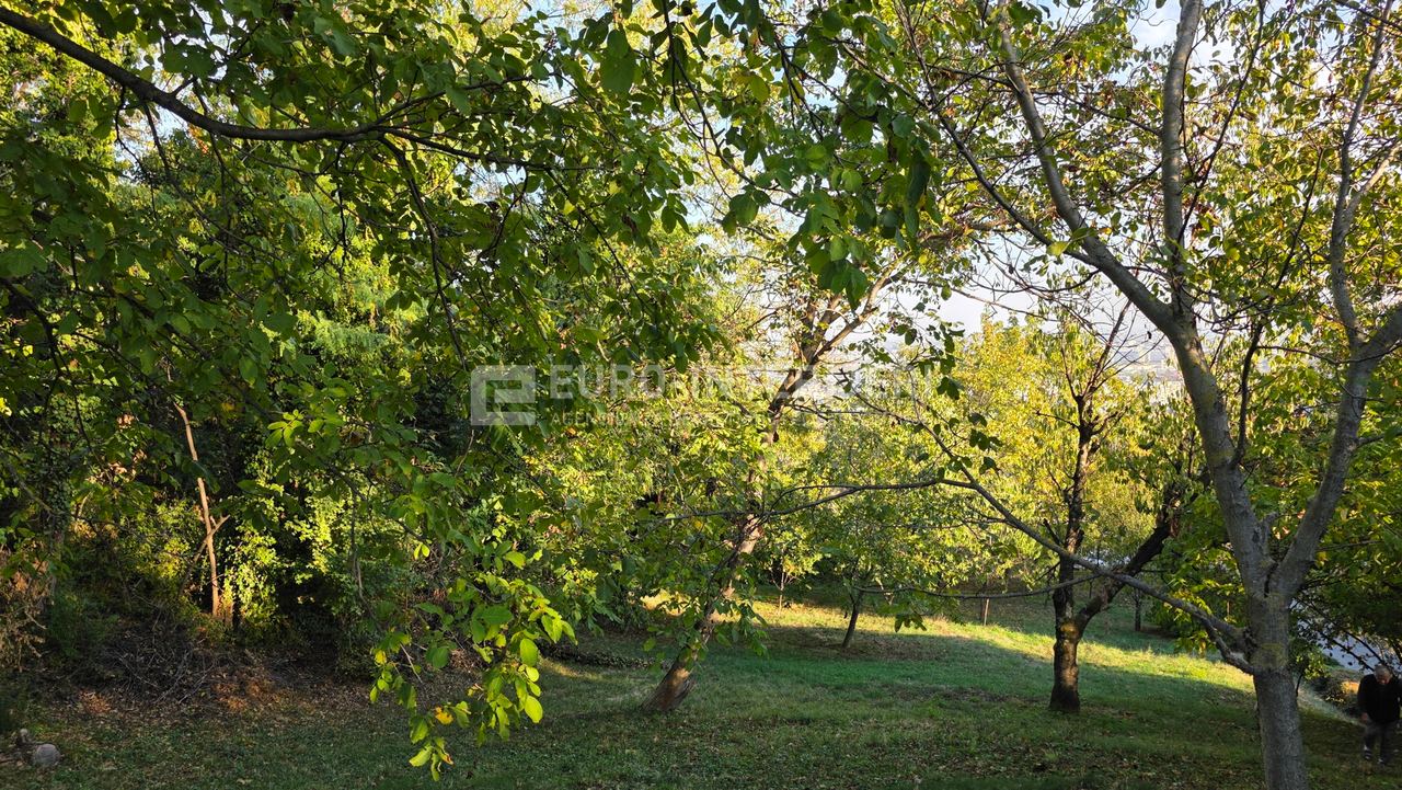Grundstück u Zagrebu, 2750m², slika 2