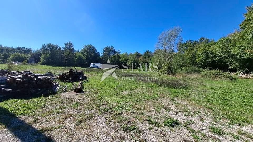 Zemljište u Buzetu, 1718m², slika 2