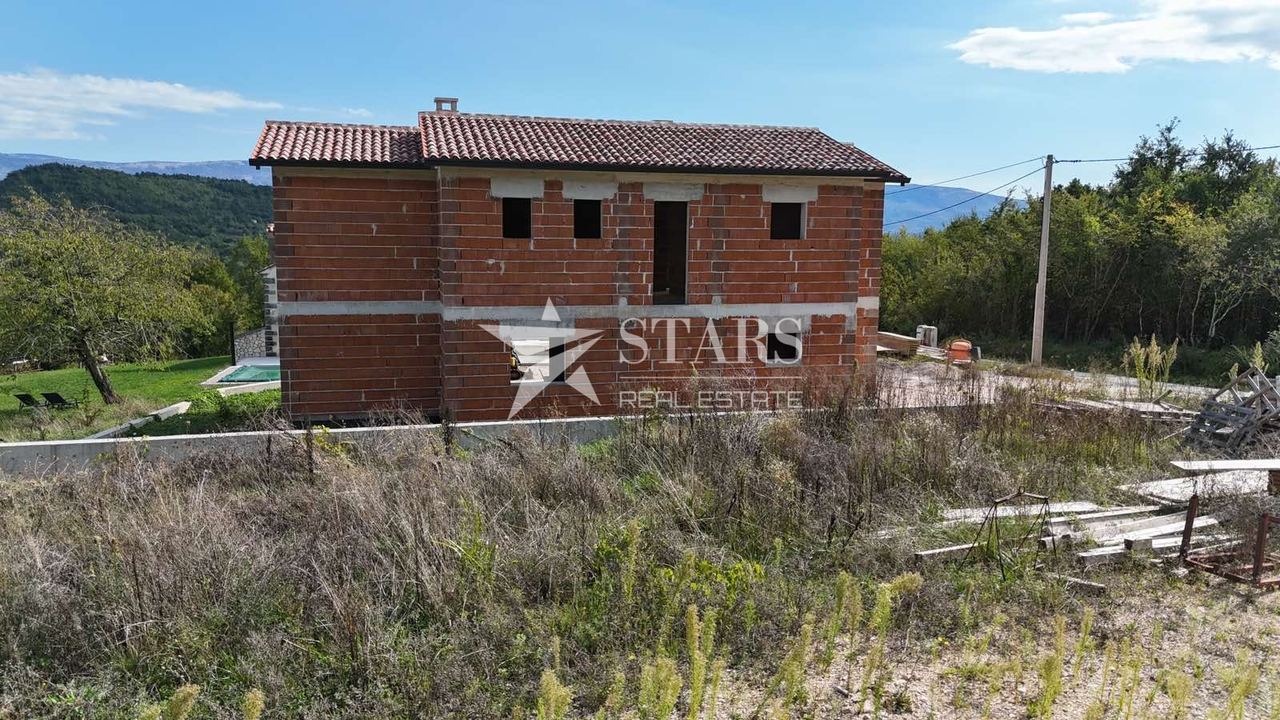 Zemljište u Pićanu, 461m², slika 2