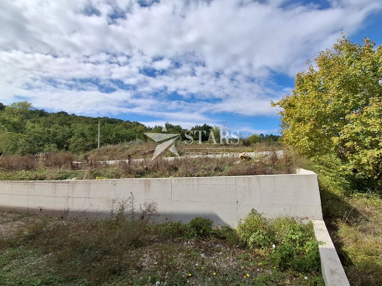 Zemljište u Pićanu, 530m², slika 5