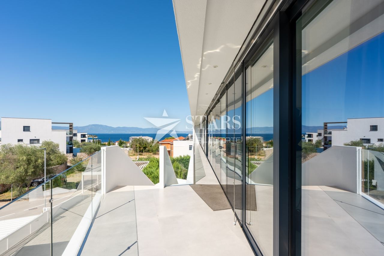 Kuća u Malinskoj – Dubašnici, 126m², 3 sobe, slika 4