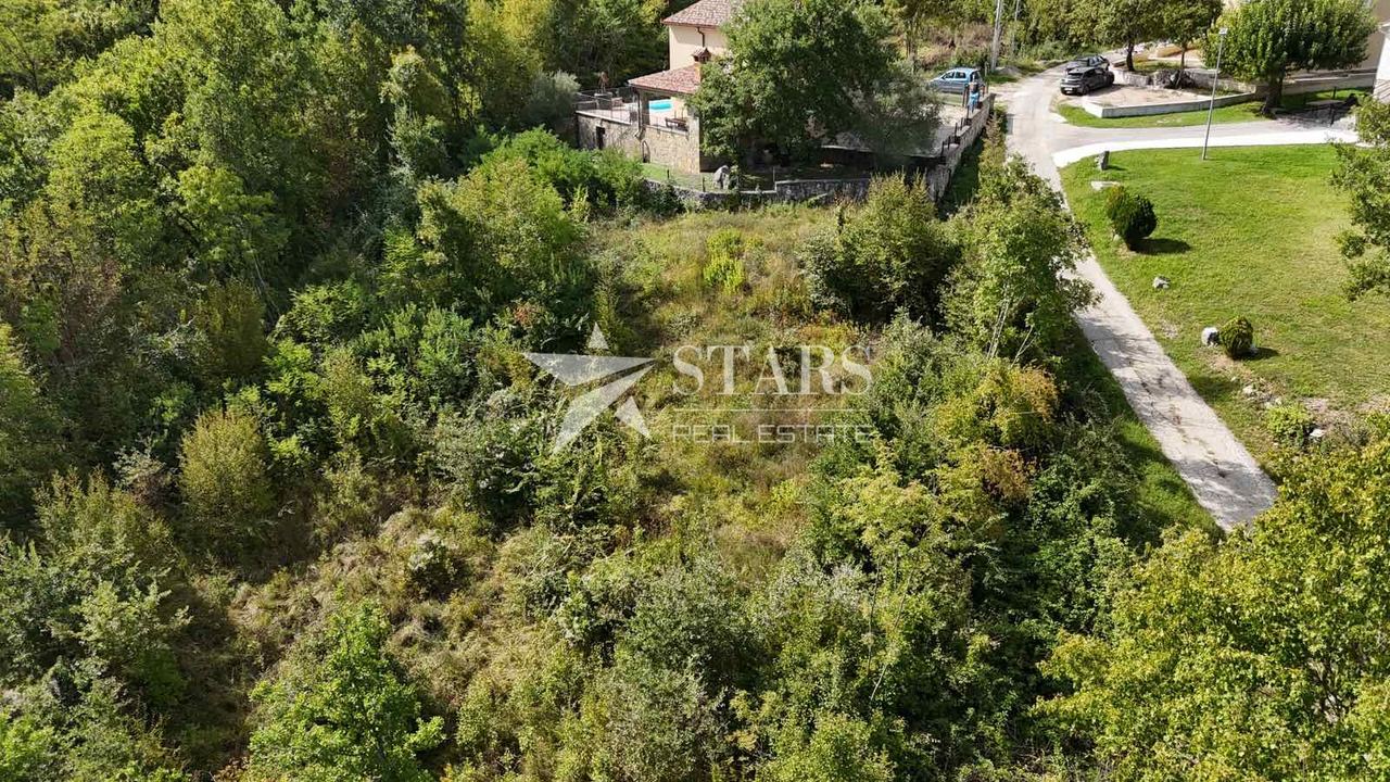Zemljište u Pićanu, 1554m²