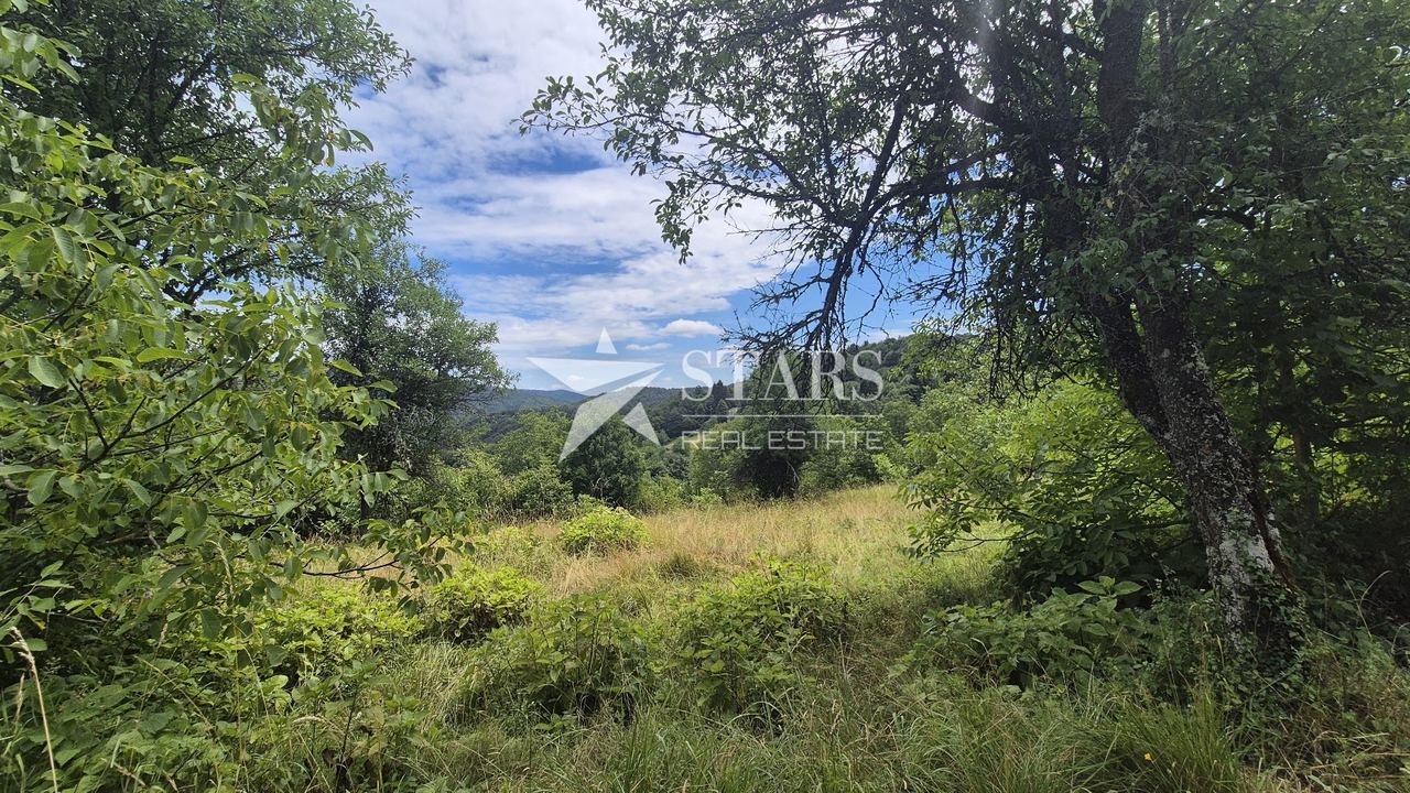 Grundstück u Vrbovsku, 1079m², slika 3