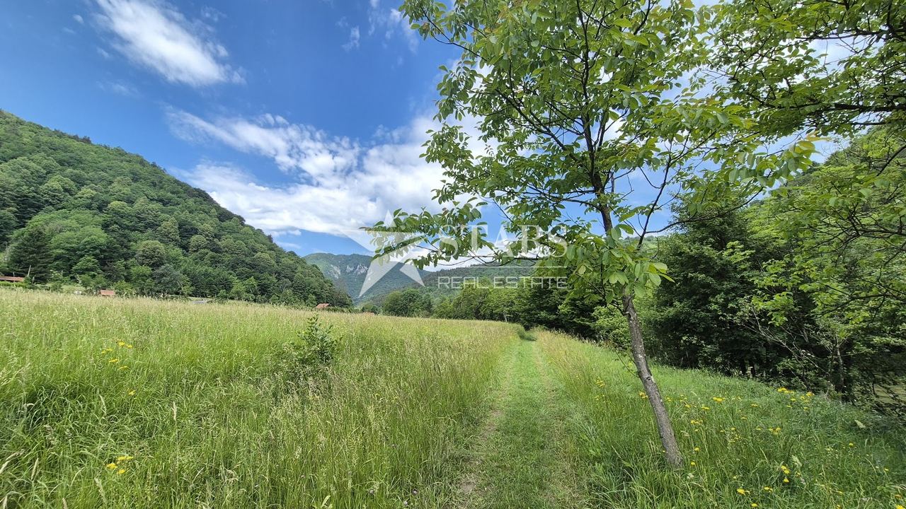 Grundstück u Vrbovsku, 717m², slika 5
