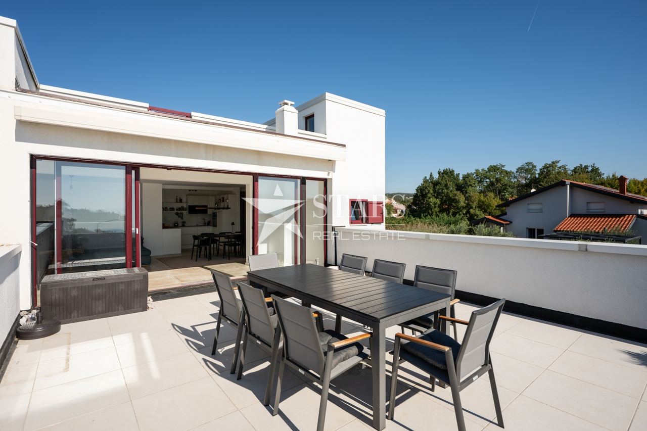 Apartment u Opatiji, 267.26m², 3 sobe, slika 3