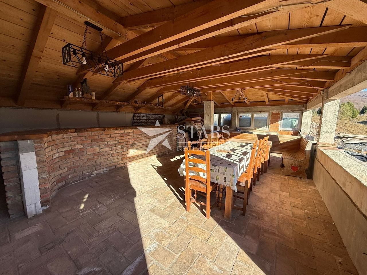 House u Mrkopalju, 300m², 8 soba, slika 3