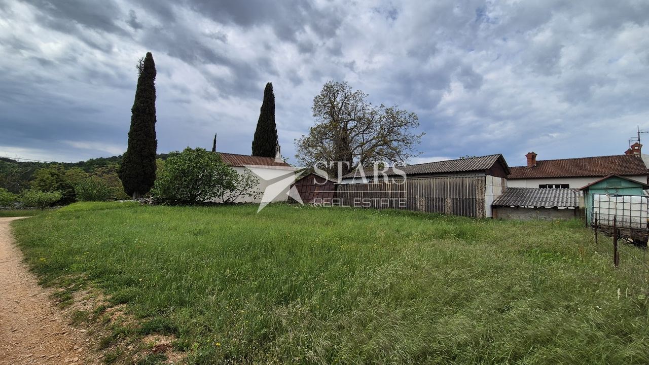 Land u Oprtalju, 453m², slika 2