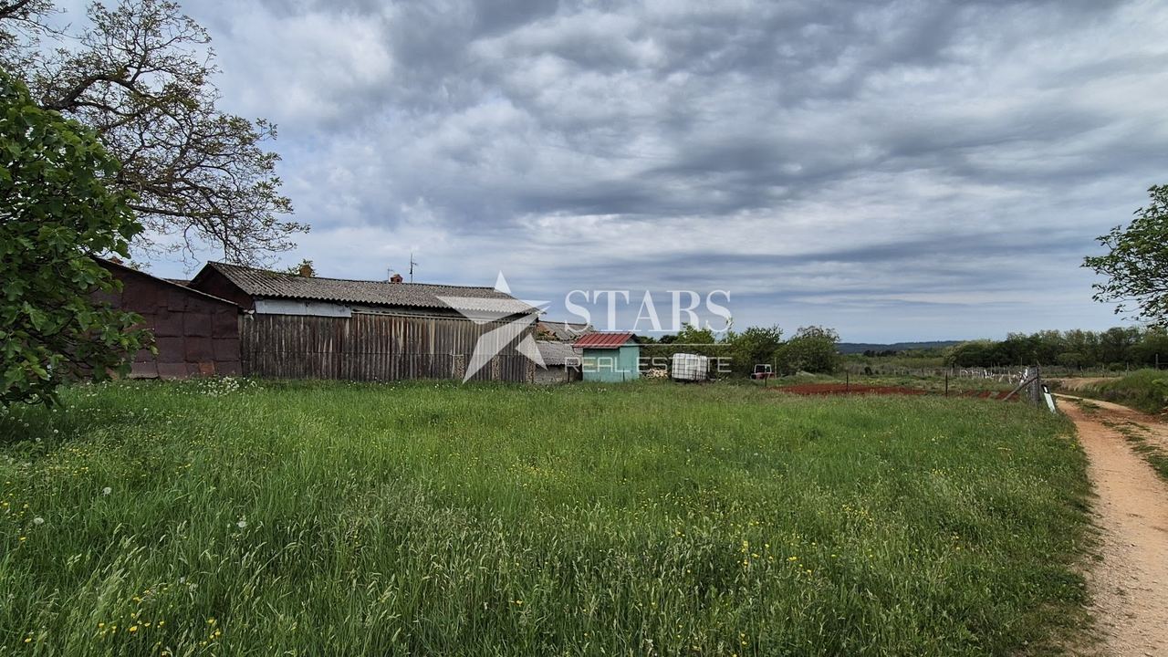 Land u Oprtalju, 453m², slika 3