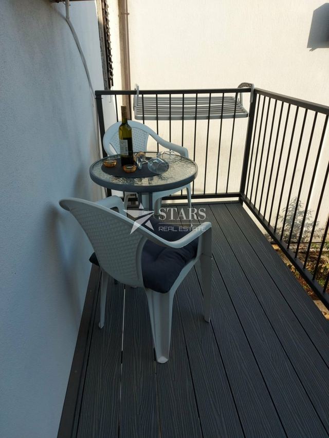 Haus u Čavlama, 100m², 1 soba, slika 3