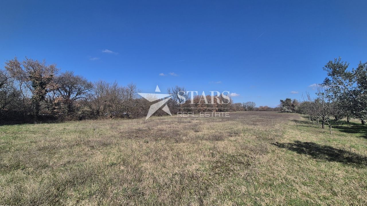 Terreno u Ližnjanu, 5350m², slika 2