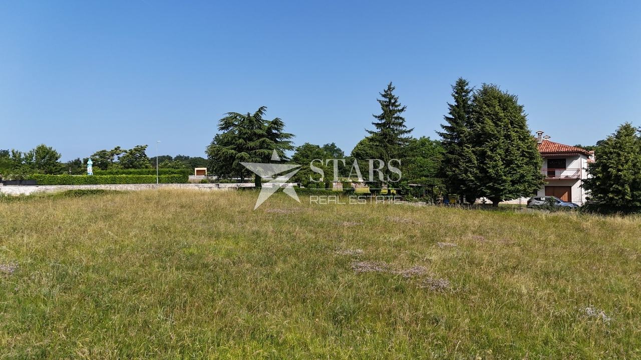 Land u Tinjanu, 7195m²