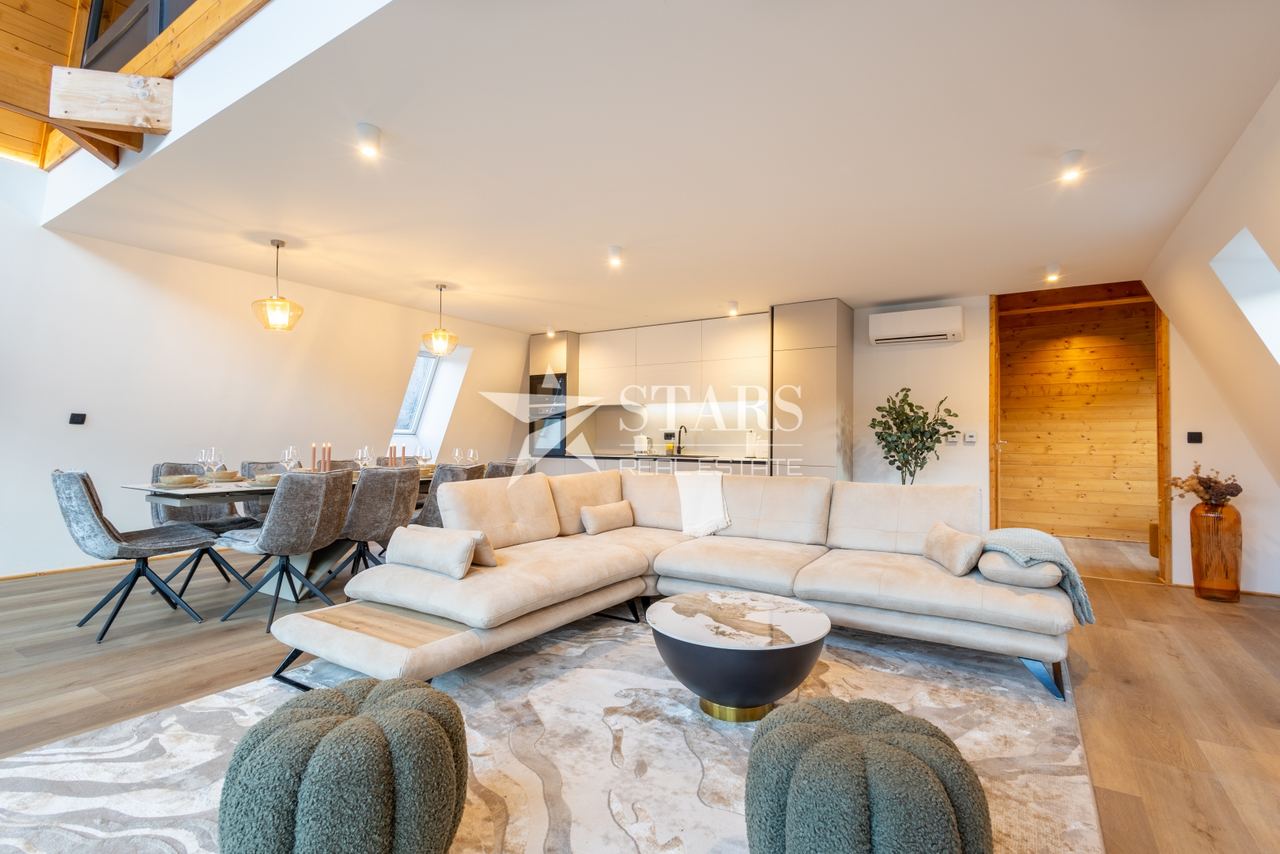 House u Delnicama, 296m², 5 soba, slika 2