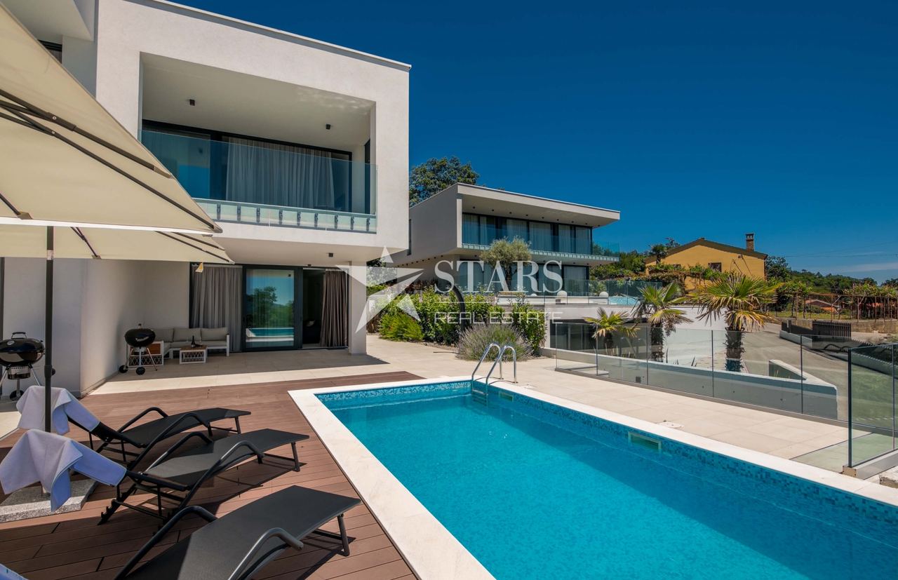 House u Opatiji, 264.2m², 3 sobe