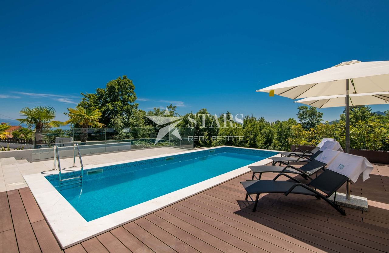 Casa u Opatiji, 264.2m², 3 sobe, slika 3