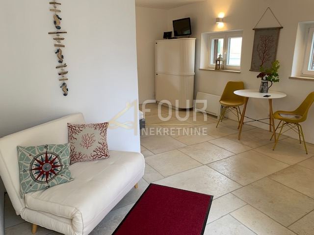 Casa u Vrbniku, 149.15m², 3 sobe, slika 4