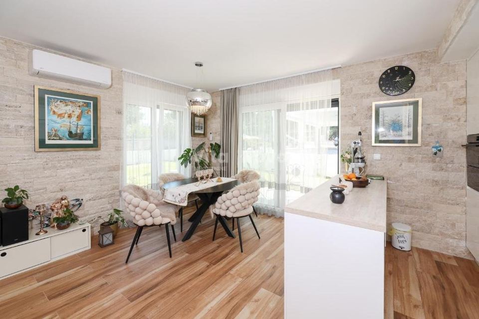 Stan u Zadru, 70m², 2 sobe, slika 2