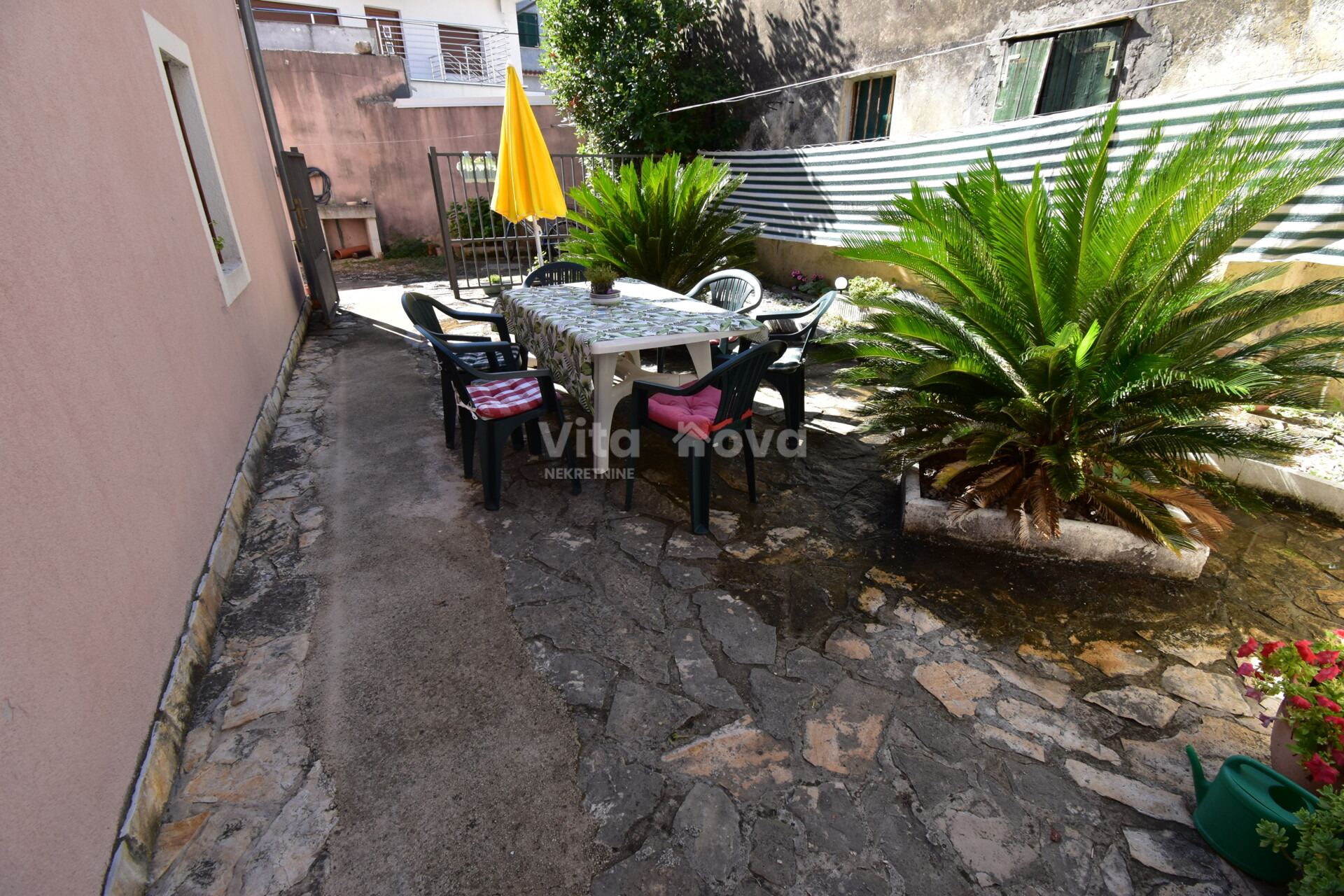 Wohnung u Zadru, 70m², 2 sobe