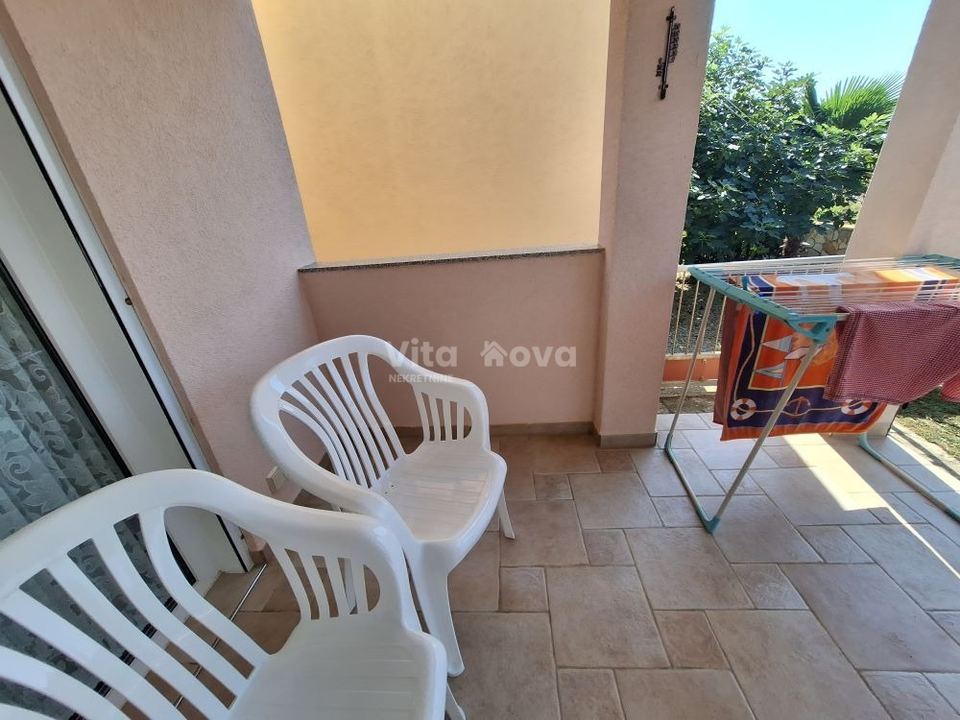 Haus u Privlaci, 200m², 7 soba, slika 5