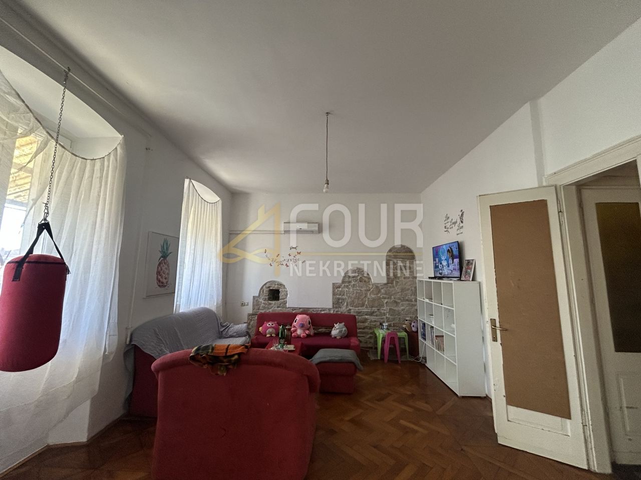 Appartamento u Pola (Pula)u, 114.5m², 3 sobe, slika 4