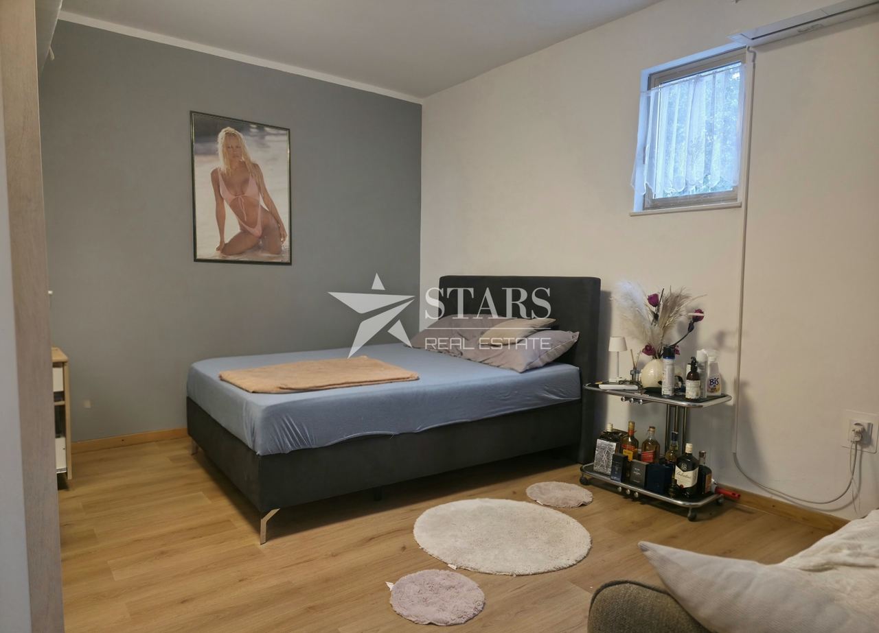 Kuća u Rijeci, 81m², 2 sobe