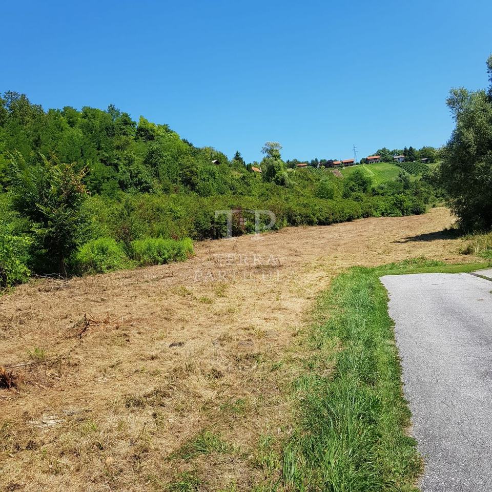 Zemljište u Donja Stubici, 2273m²