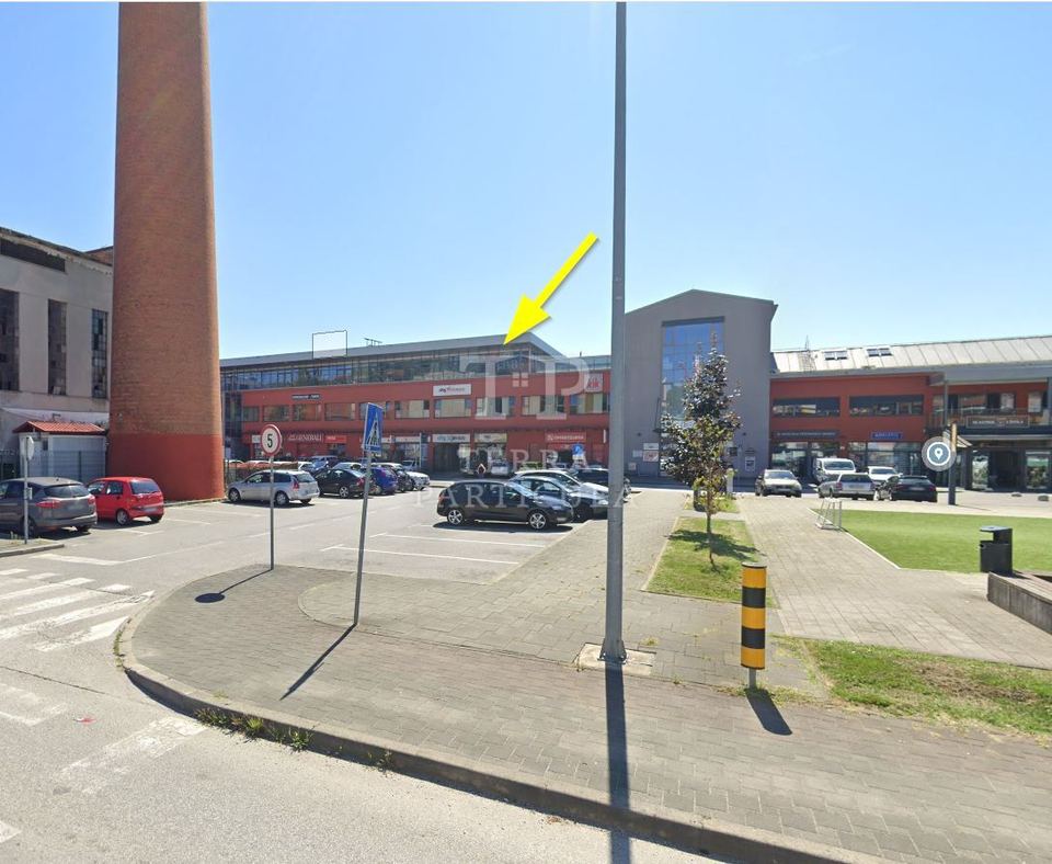 Poslovni Prostor u Zaboku, 69.56m²